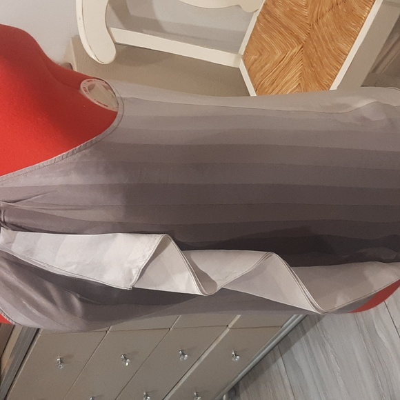 Bcbgmaxazria silk blouse - Picture 8 of 11